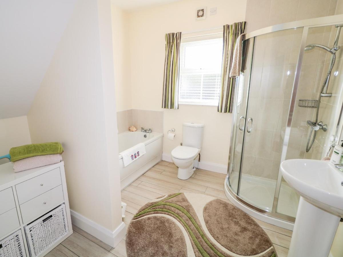 Seaview Villa Coleraine Dış mekan fotoğraf