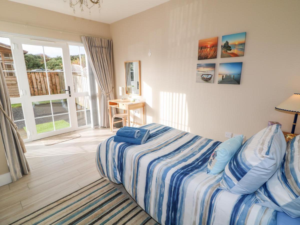 Seaview Villa Coleraine Dış mekan fotoğraf