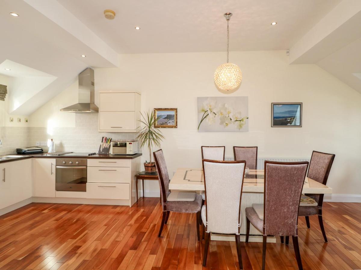 Seaview Villa Coleraine Dış mekan fotoğraf